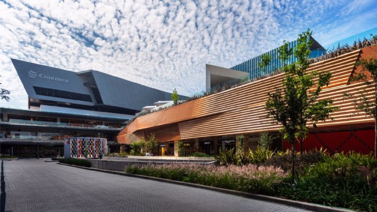 Mujer es secuestrada al salir del banco en el Pedregal y la sueltan en plaza Cuernavaca