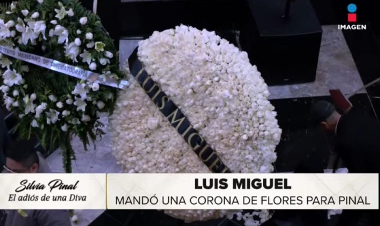 Luis Miguel envió un arreglo floral al funeral