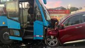 Foto ilustrativa de la nota titulada VIDEO: Fatal accidente en la López Portillo deja una mujer muerta y 9 lesionados