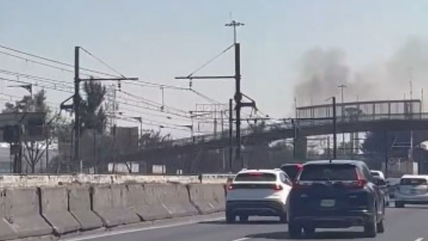 Alerta por fuego cerca del Metro; graban humo por el Canal de San Juan de la Línea A