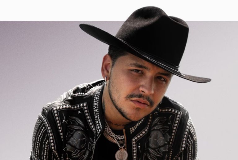 El público destroza a Nodal en el cierre de su gira