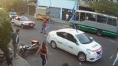 Foto ilustrativa de la nota titulada VIDEO: Así fue como taxistas de Coyoacán atropellan y matan a hombre tras fuerte riña