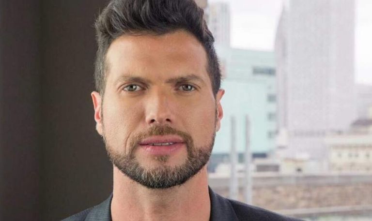 Mauricio Martínez sigue sufriendo la muerte de su hermana