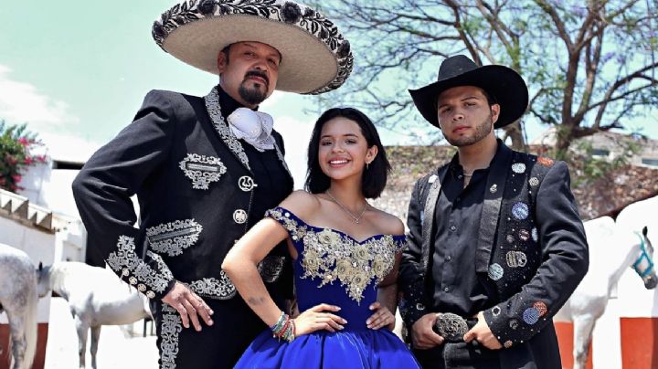 Harta de los rumores, la familia Aguilar crea su propia prensa en redes