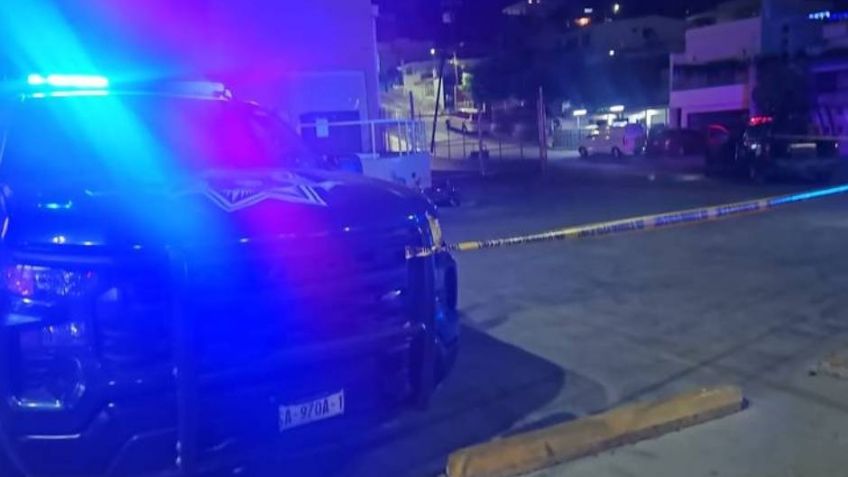 Tras intensa persecución, sujetos ejecutan a motociclista en supermercado de Culiacán