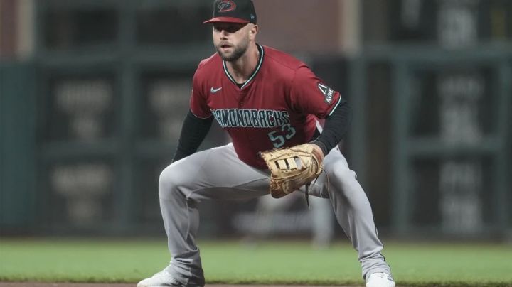 Los Astros llegan a un acuerdo por tres temporadas con Christian Walker