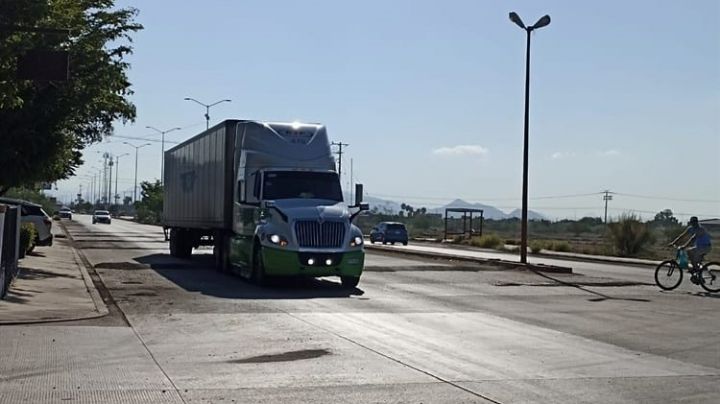 Vecinos piden reductores de velocidad en el periférico de Navojoa