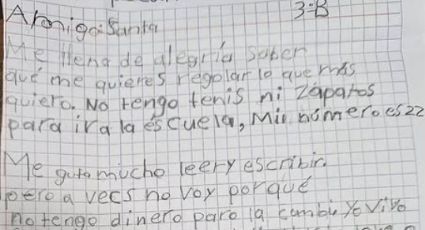 Niño de Coahuila pide a Santa Claus dinero y zapatos para ir a la escuela