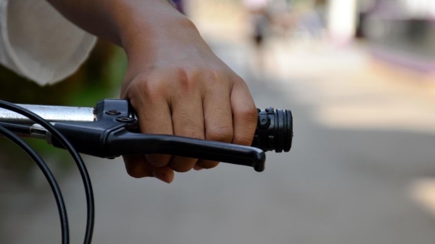 Tragedia en calles de Hermosillo: Camioneta choca a un ciclista de la tercera edad