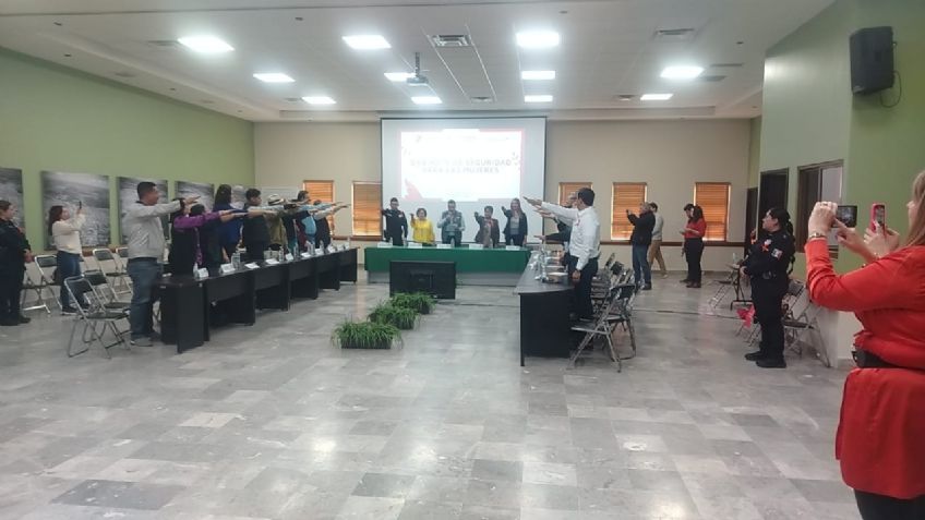 Toma alcalde de Cajeme, Javier Lamarque, protesta a Comité de Seguridad para las Mujeres