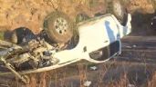 Foto ilustrativa de la nota titulada Carretera Guaymas-Empalme: Mujer sufre volcadura tras intentar evitar un bache