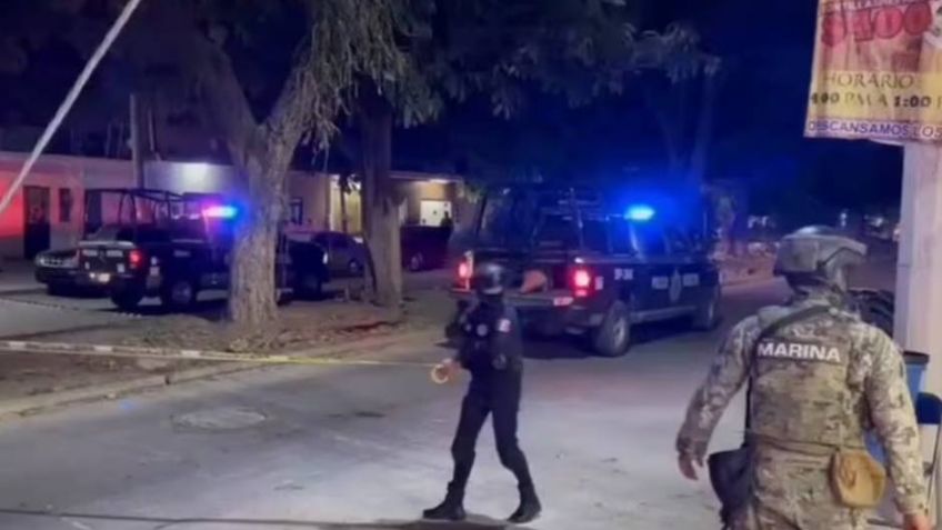 Afuera de su casa, asesinan de varios balazos a subdirector del Cereso de Manzanillo