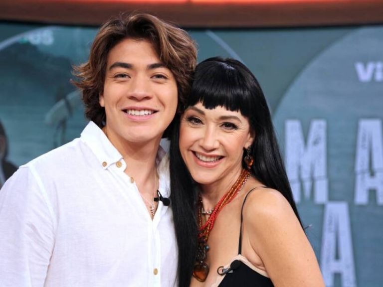 Susana Zabaleta e hijo