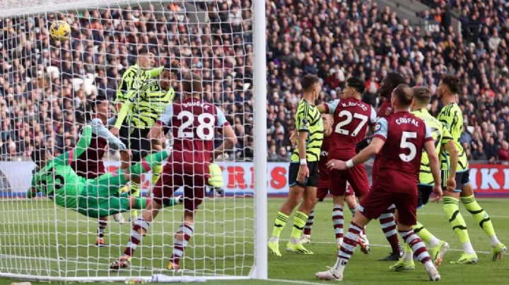 Arsenal propina paliza al West Ham United en el peor partido de la temporada de Edson Álvarez