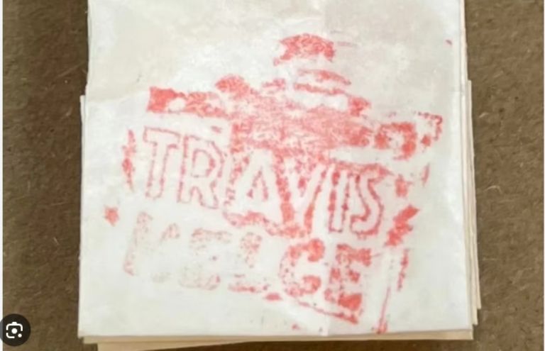 Fentanilo con etiqueta de Travis Kelce