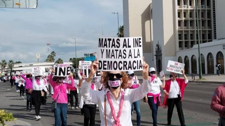 Convocan a marchar por la democracia el próximo domingo en 7 ciudades de Sonora