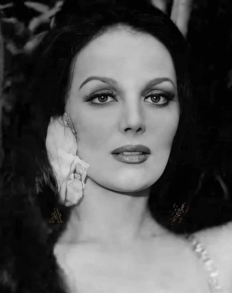 ¿Quién fue Sasha Montenegro y cómo lucía en su juventud?