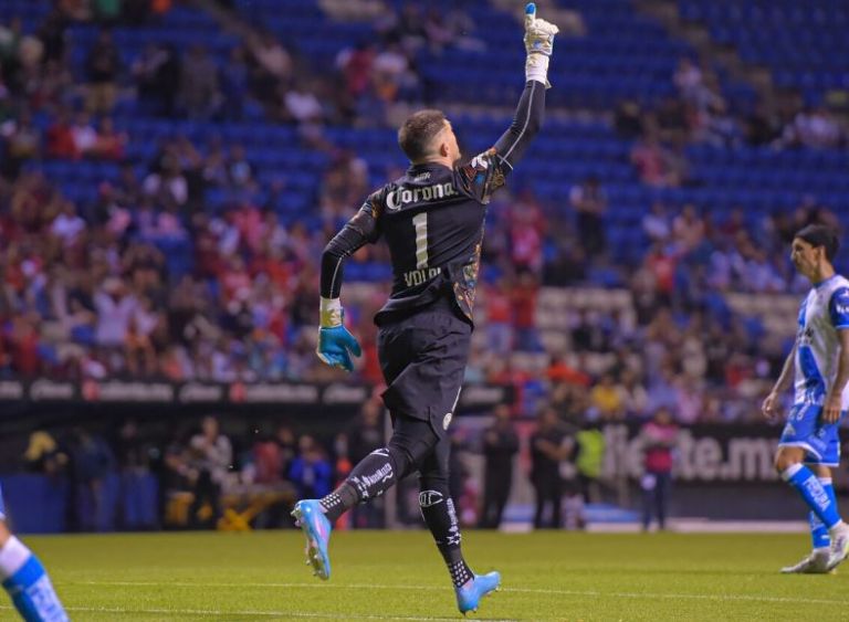 Tiago Volpi niega haber insultado a los aficionados del Toluca tras eliminación en Concacaf