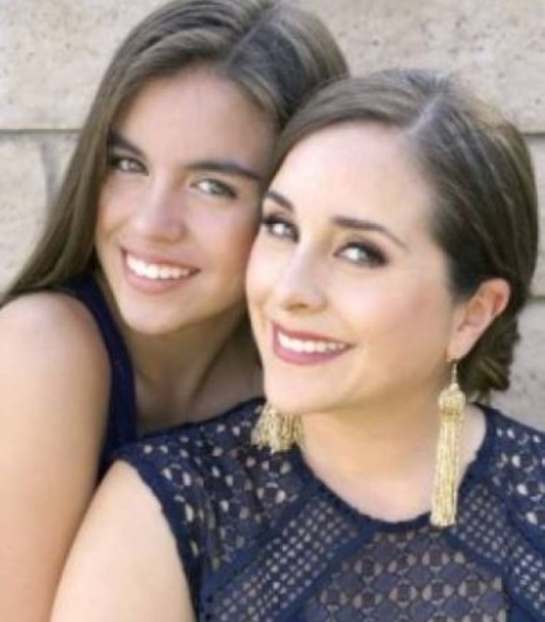 Actriz de Televisa llega a VLA