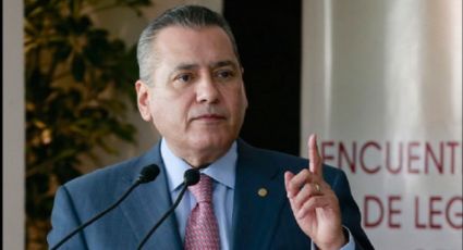 Manlio Fabio Beltrones se registra como candidato al Senado en Sonora