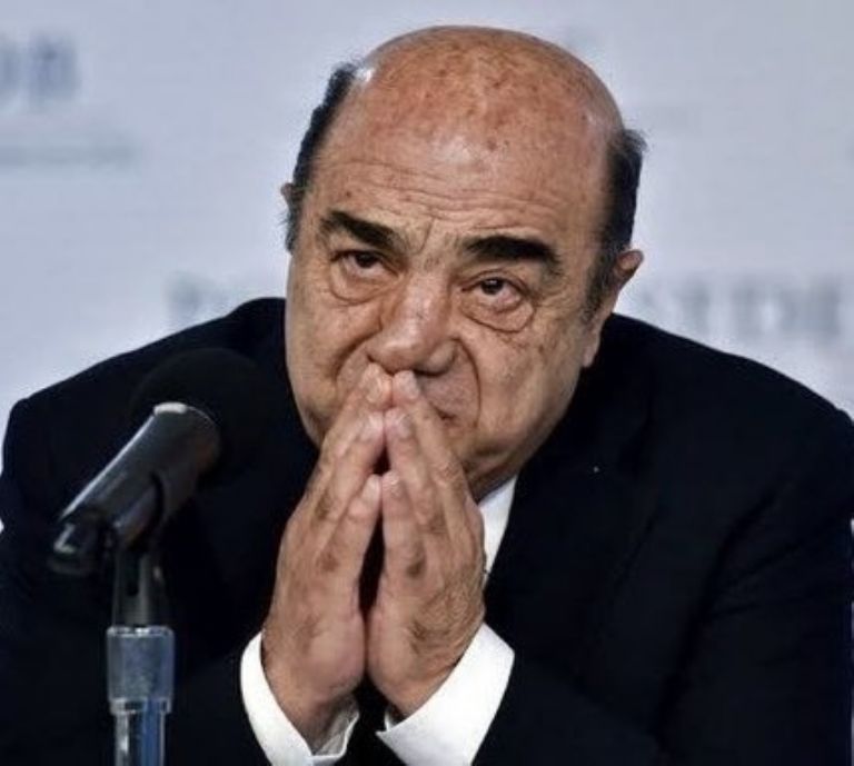 Hija de Jesús Murillo Karam exige que salga de prisión