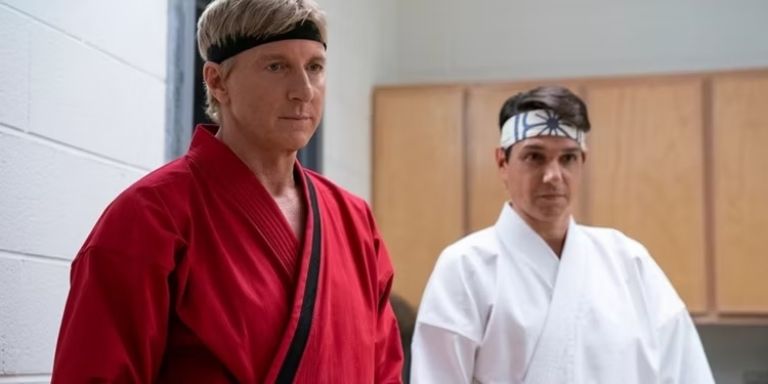 Hilary Swank Karate nos quita el sueño de un cameo en 'Cobra Kai'