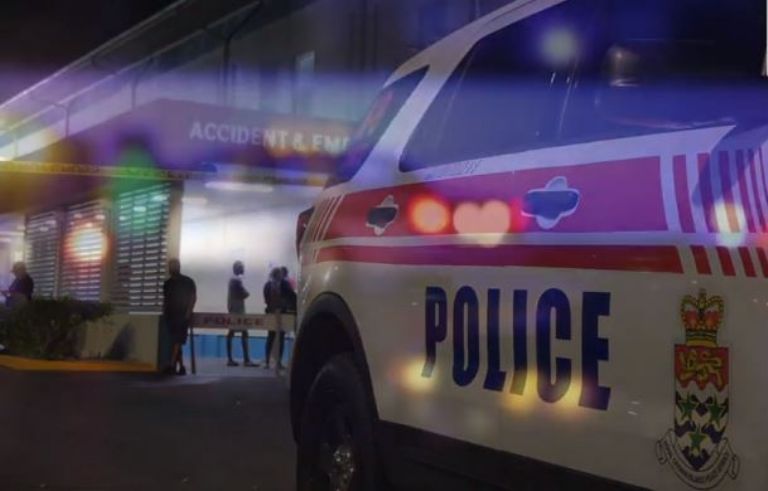 Hombre dispara contra aficionados durante un partido de futbol; se reportan 7 heridos