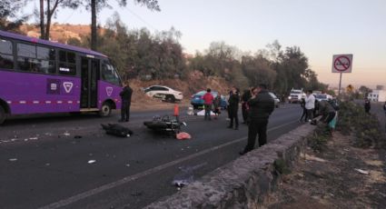 VIDEO: Policía en motocicleta atropella a abuelita en la México-Oaxtepec; ambos mueren