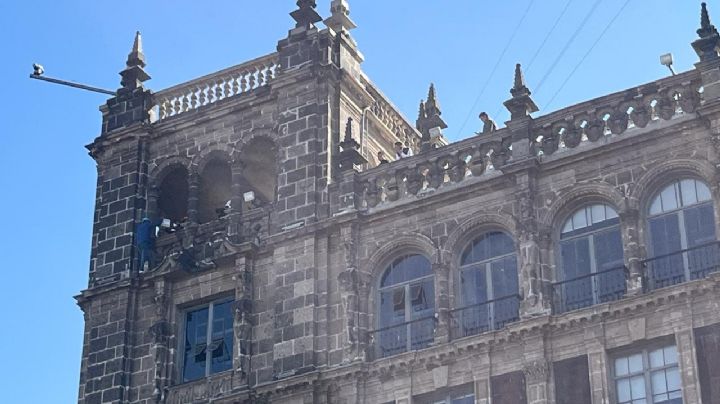 Dispuesto a quitarse la vida, cuerpos de emergencia rescatan a hombre en edificio de Gobierno