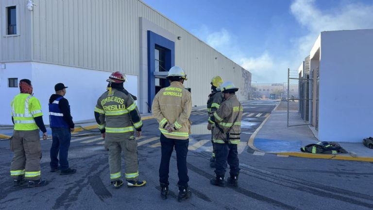 Incendio en Hermosillo, Sonora, moviliza a las autoridades. Foto: Facebook
