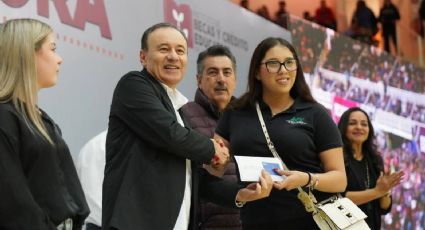 Gobernador de Sonora otorga más de 5 mil becas a estudiantes universitarios de Cajeme