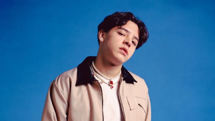 A un lado Peso Pluma: Él es Xavi, cantante de corridos tumbados que desbancó al 'Doble P'