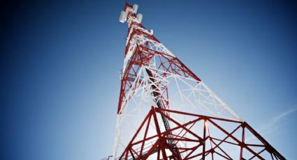 Sin explicación alguna, desaparece torre de radio de más de 60 metros de altura en EU
