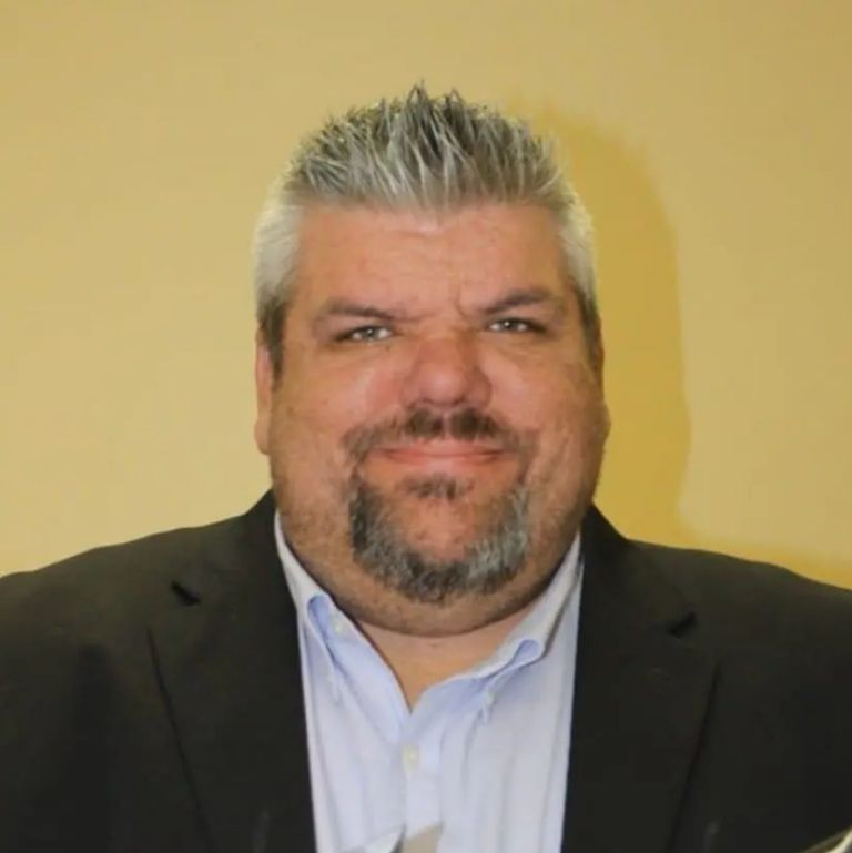 Gerente de radio denuncia el robo de una antena