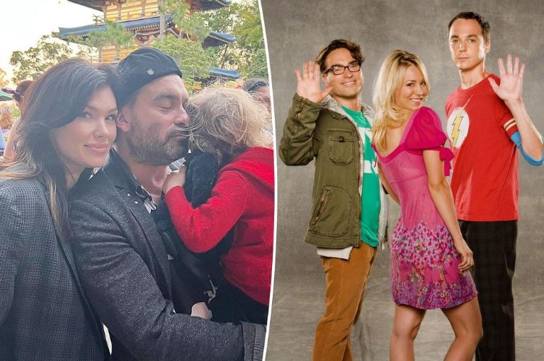 Johnny Galecki y familia