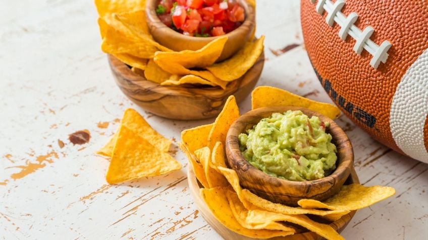 Sorprende a tus invitados: Ideas para preparar deliciosas botanas y ver el Super Bowl