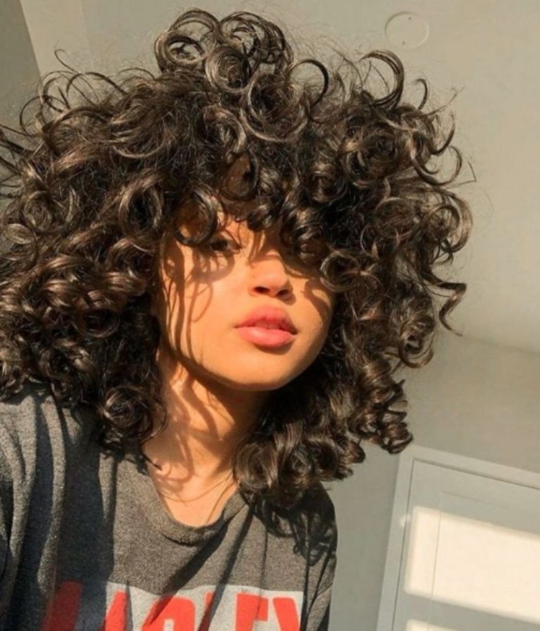 Permite que tu cabello se seque antes de manipularlo con herramientas de calor