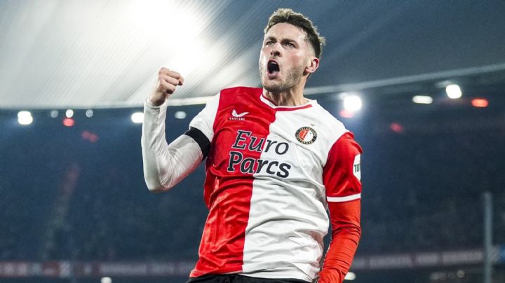 Gol de Santiago Giménez contribuye en la victoria de Feyenoord sobre Heracles (VIDEO)
