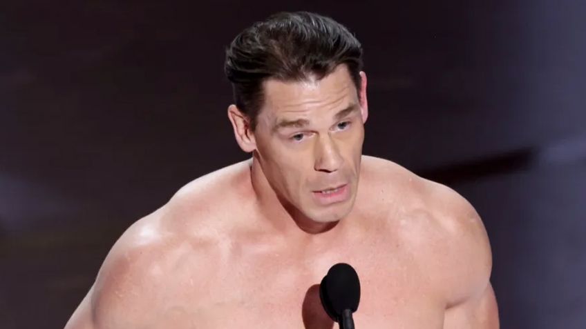 VIDEO: John Cena sorprende al aparecer sin ropa en el escenario de los Oscar 2024