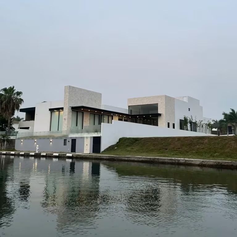 Rocío Nahle en el Ojo del Huracán: Revelan una Segunda Propiedad en Fraccionamiento de Lujo en Boca del Río