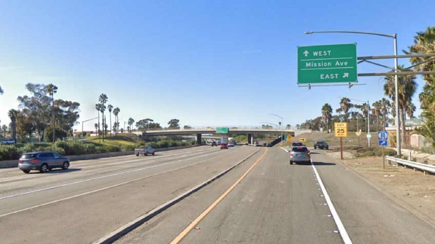 Hallan a dos adolescentes sin vida en autopista de EU; confirman que fueron baleados