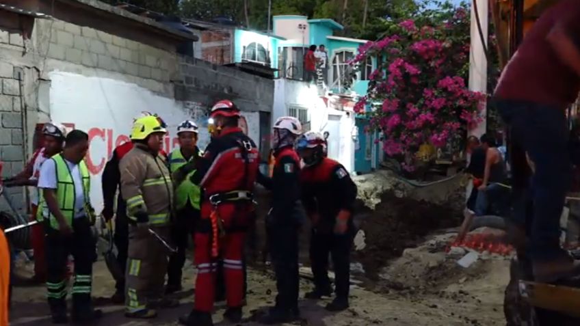 VIDEO: 3 trabajadores quedan sepultados bajo toneladas de tierra en Oaxaca