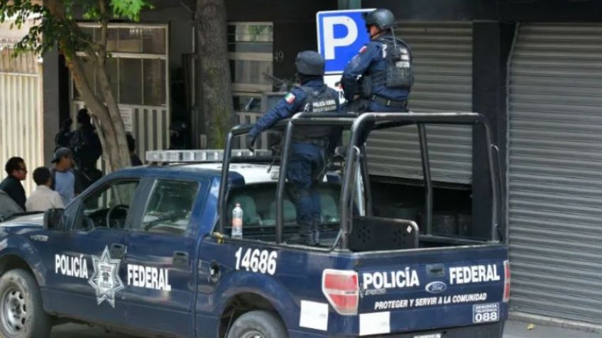 Caen asaltantes con machete en CDMX: Acababan de atacar a su víctima en Iztapalapa