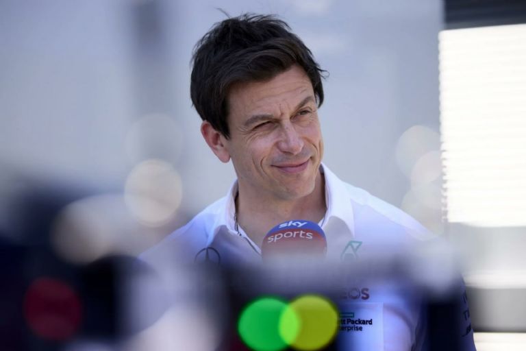 Toto Wolff le abre las puertas de Mercedes a Verstappen