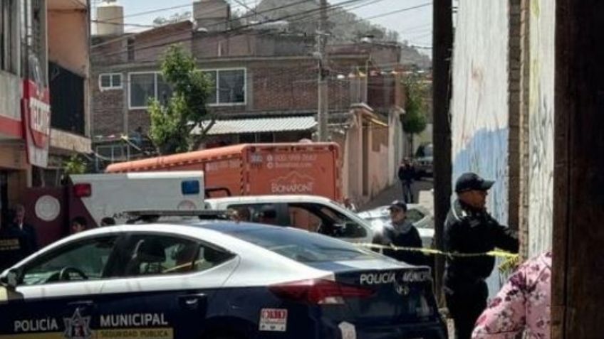 Sicarios ejecutan a carnicero en Toluca; lo acribillan y escapan en motocicleta