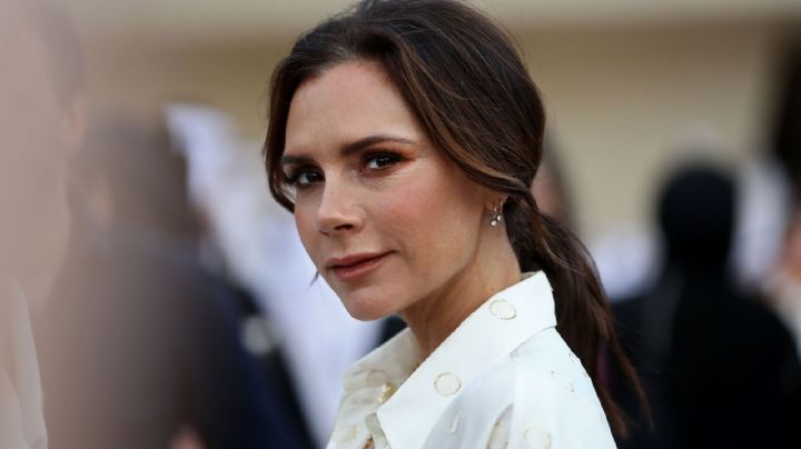 Victoria Beckham enfrenta protesta de activistas en la Semana de la Moda de París