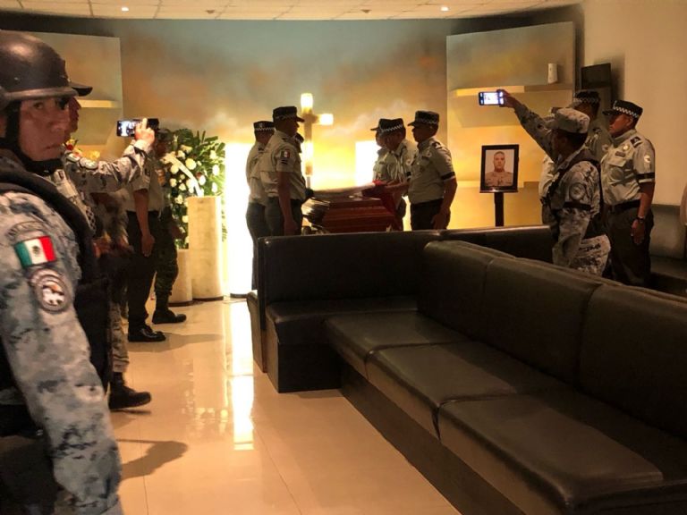 Brando Francisco fue despedido por familiares en Navojoa