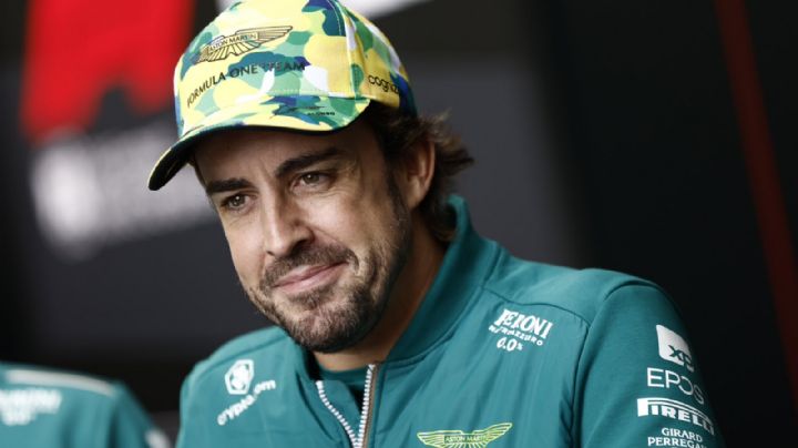 ¿Fernando Alonso podría ser compañero de 'Checo' Pérez? Dice estar en la lista de Red Bull