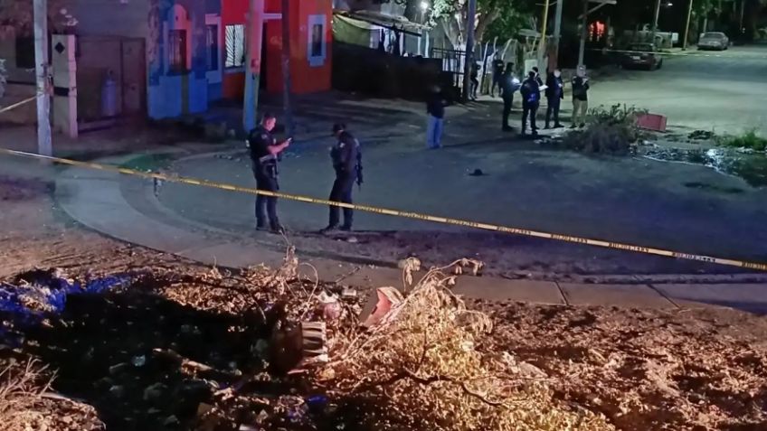 Noche violenta en Cajeme: En plena vía pública, sicarios atacan a balazos a un hombre