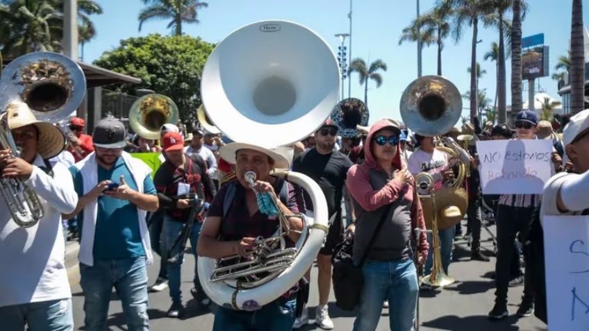 AMLO habla sobre las quejas de turistas por la música de banda en las playas de Mazatlán